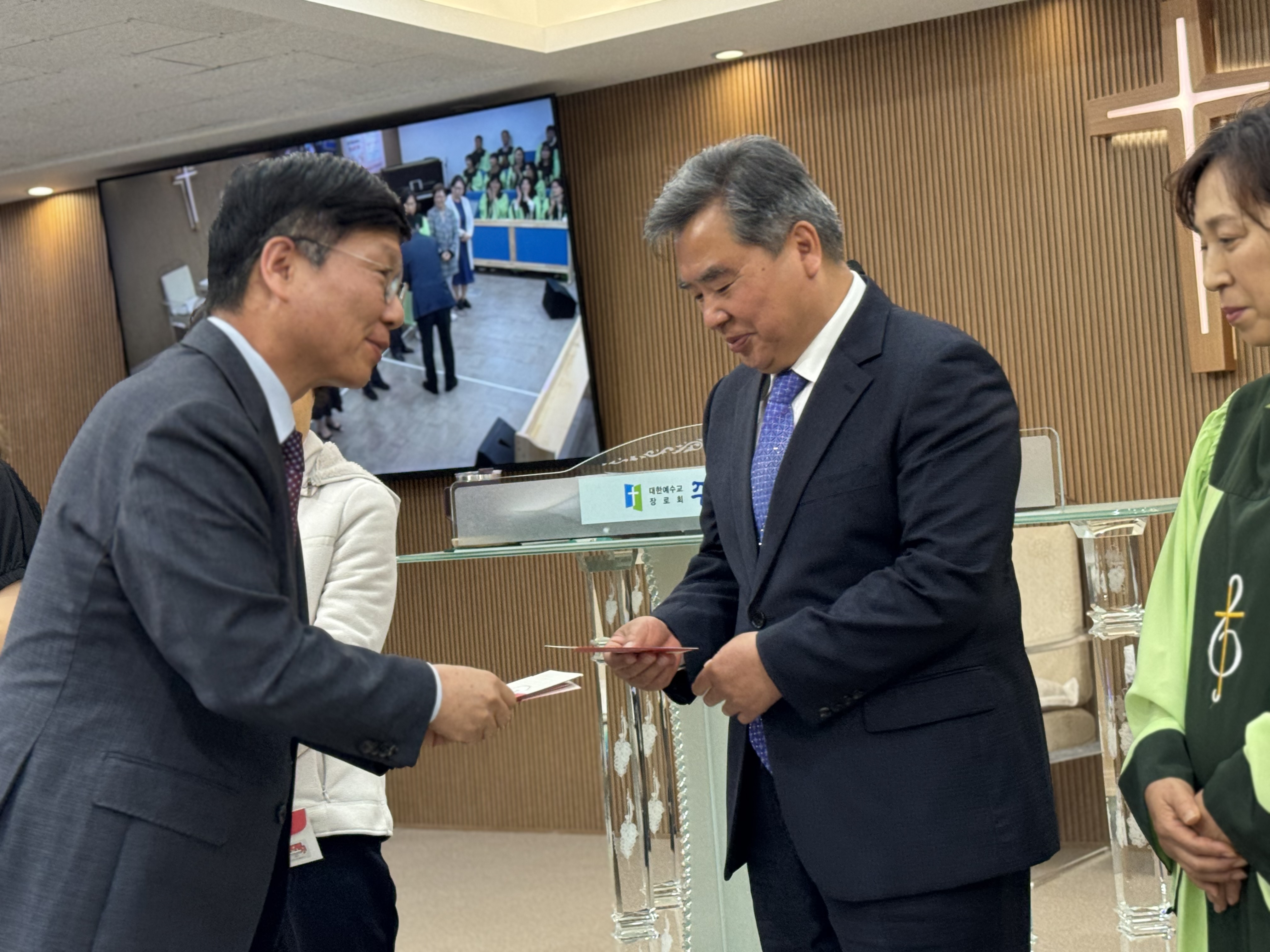 KakaoTalk_20250518_180754623_16.jpg